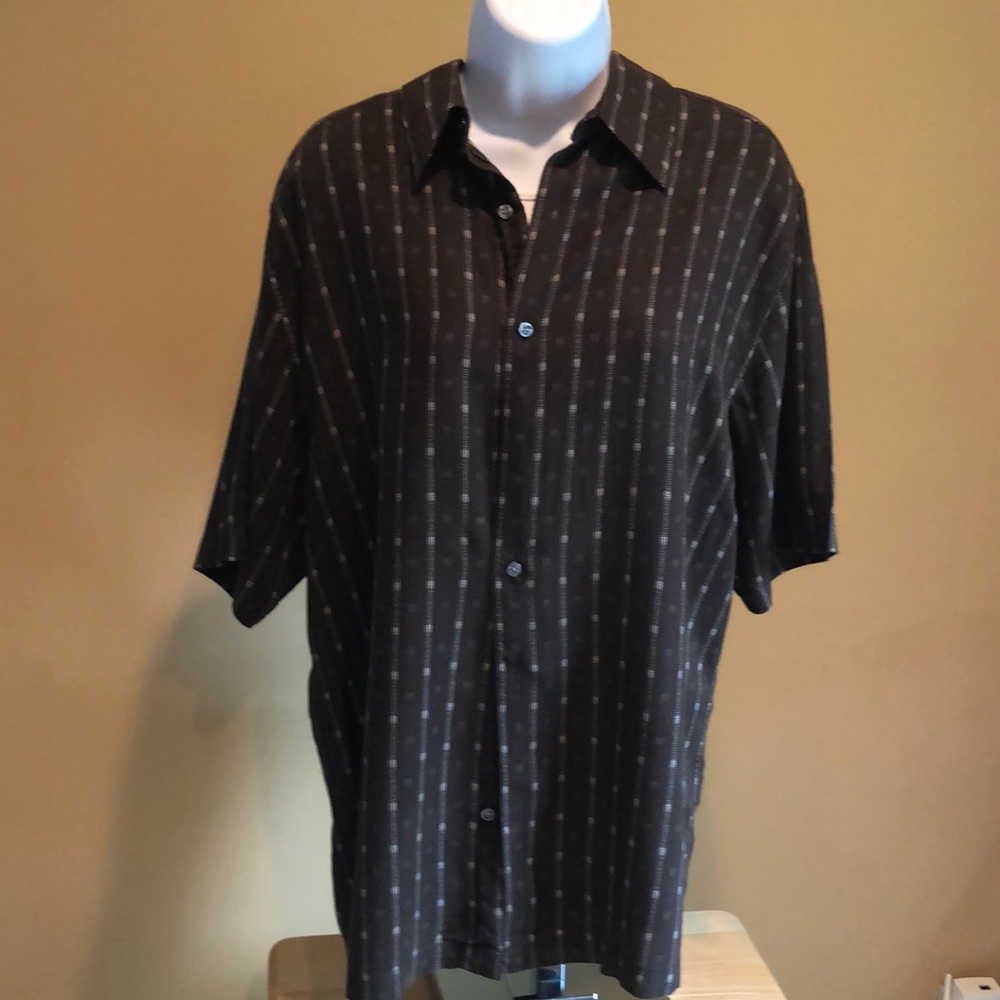 Men’s short sleeve shirt